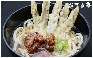 ごぼう天肉うどん
